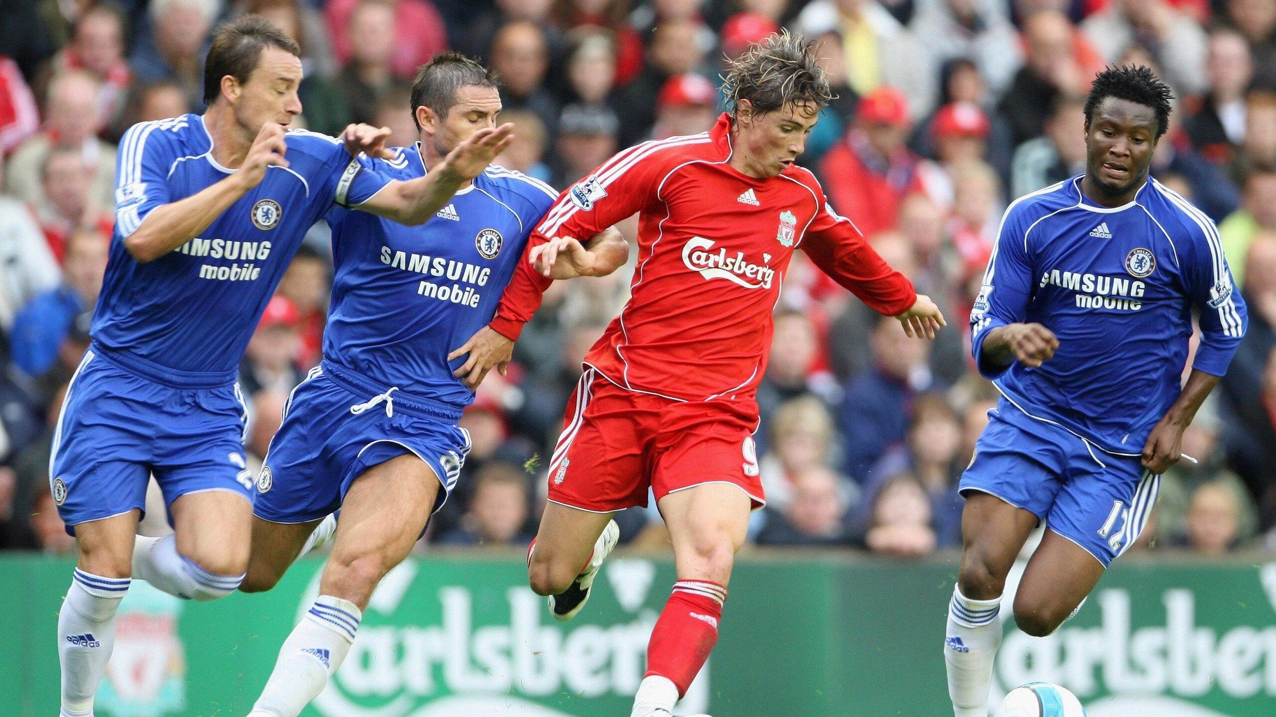 阿隆索质疑关键判罚，罗德里戈禁区内倒地未获VAR介入，裁判决定引发争议